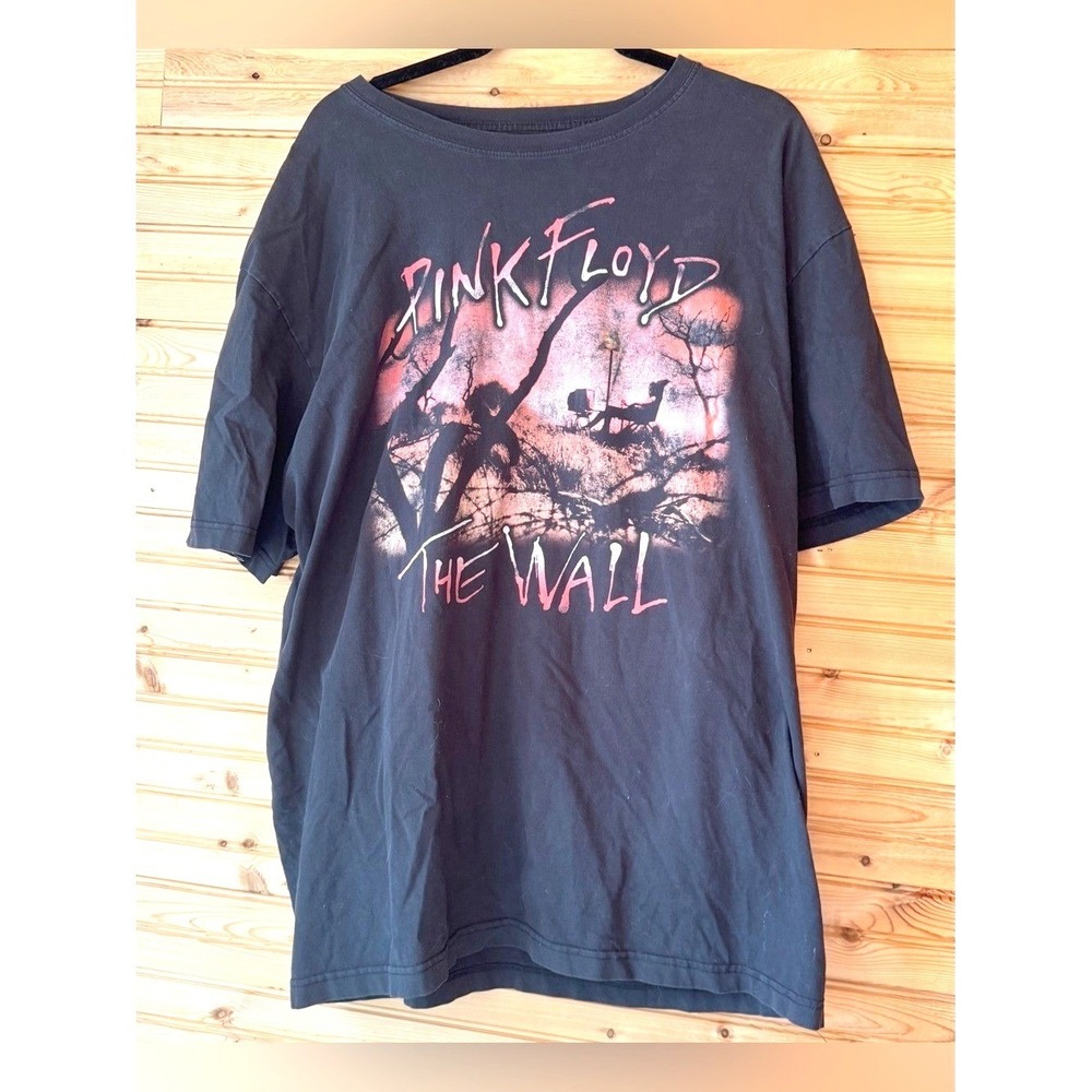 Pink Floyd The Wall Graphic Tee Black Pink 2XL Classic Rock Opera Concept Album